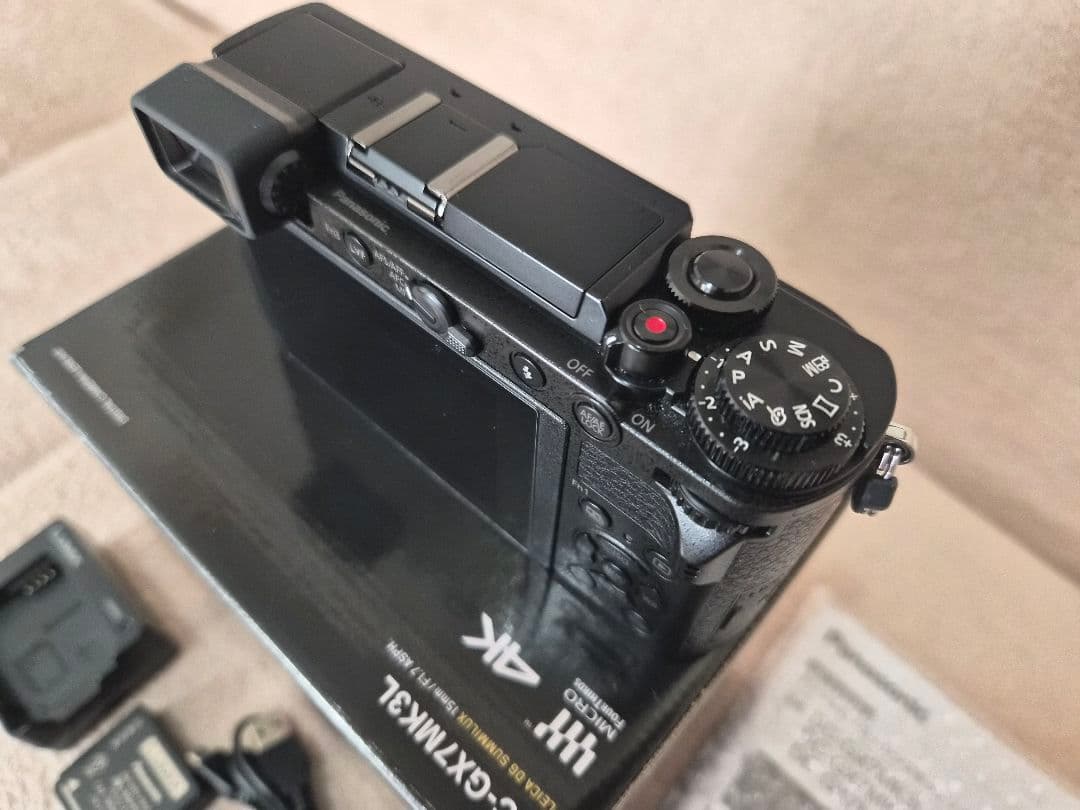 Panasonic LUMIX GX7MK3 グリップ/予備バッテリ/チャージャ