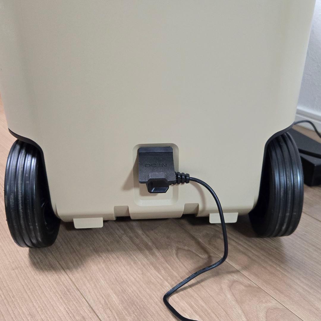 ハイコーキ 冷温庫 UL18DC サンドベージュ