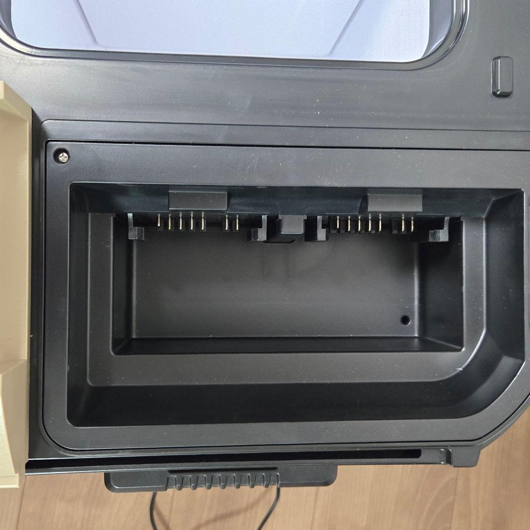 ハイコーキ 冷温庫 UL18DC サンドベージュ