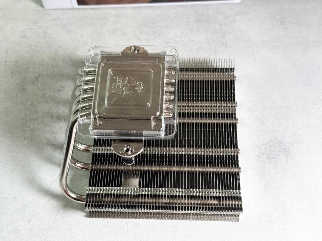 Noctua NH-L12Sx77 77mm高 ロープロファイルクーラー