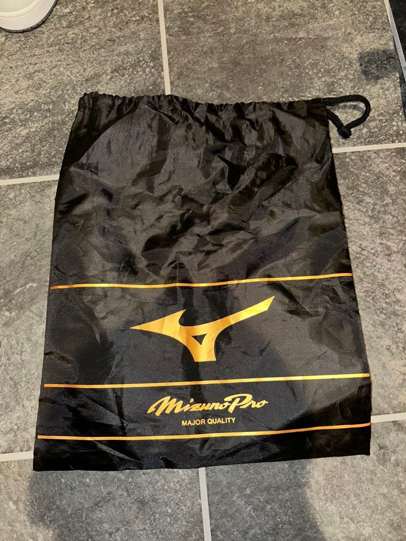 ミズノプロ クッションレボプロ MID TPU