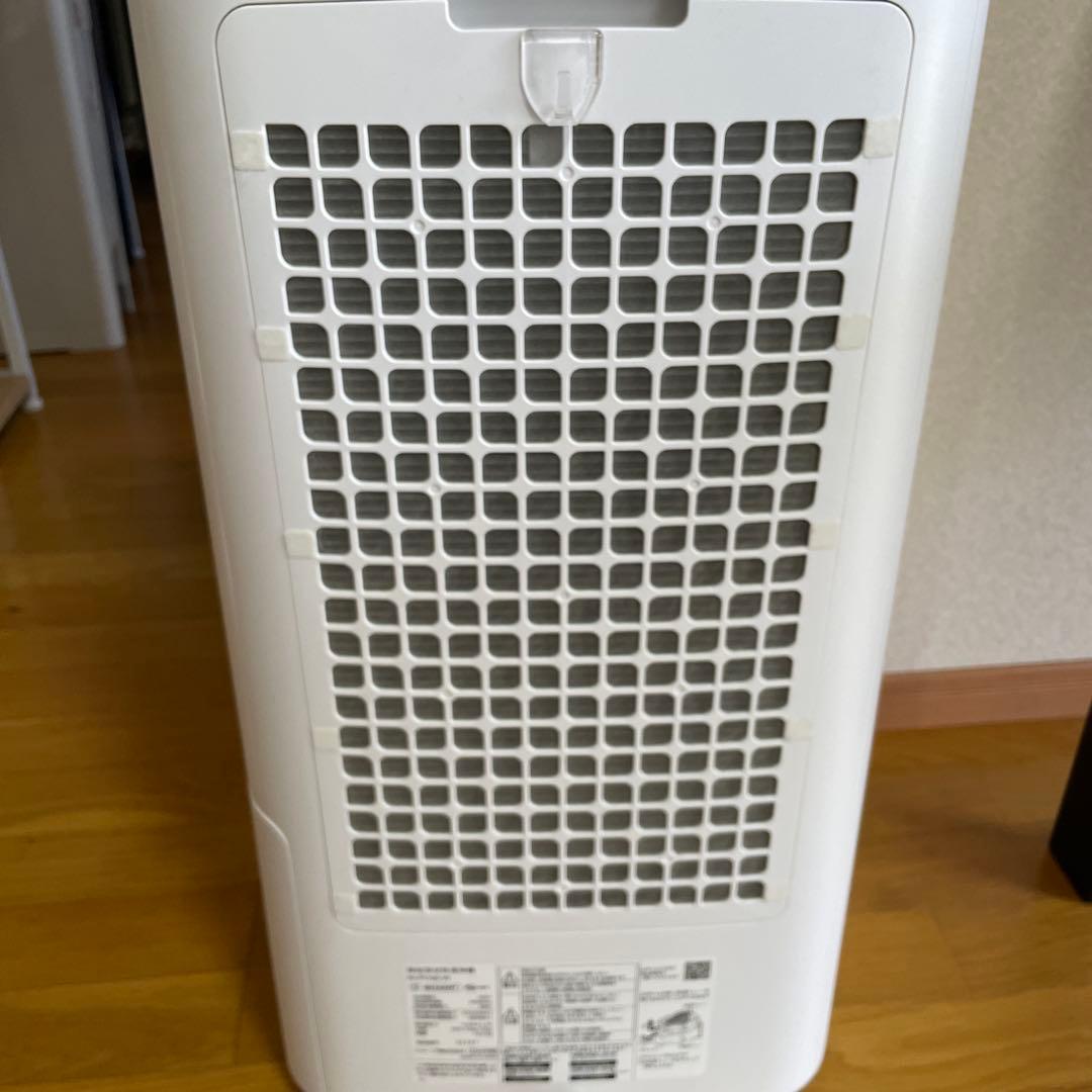 SHARP 衣類除湿機・加湿・空気清浄機 KI-PD50 2024年製