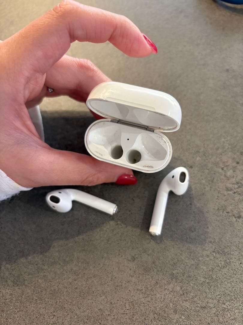 AirPods第二世代【動作確認済み】