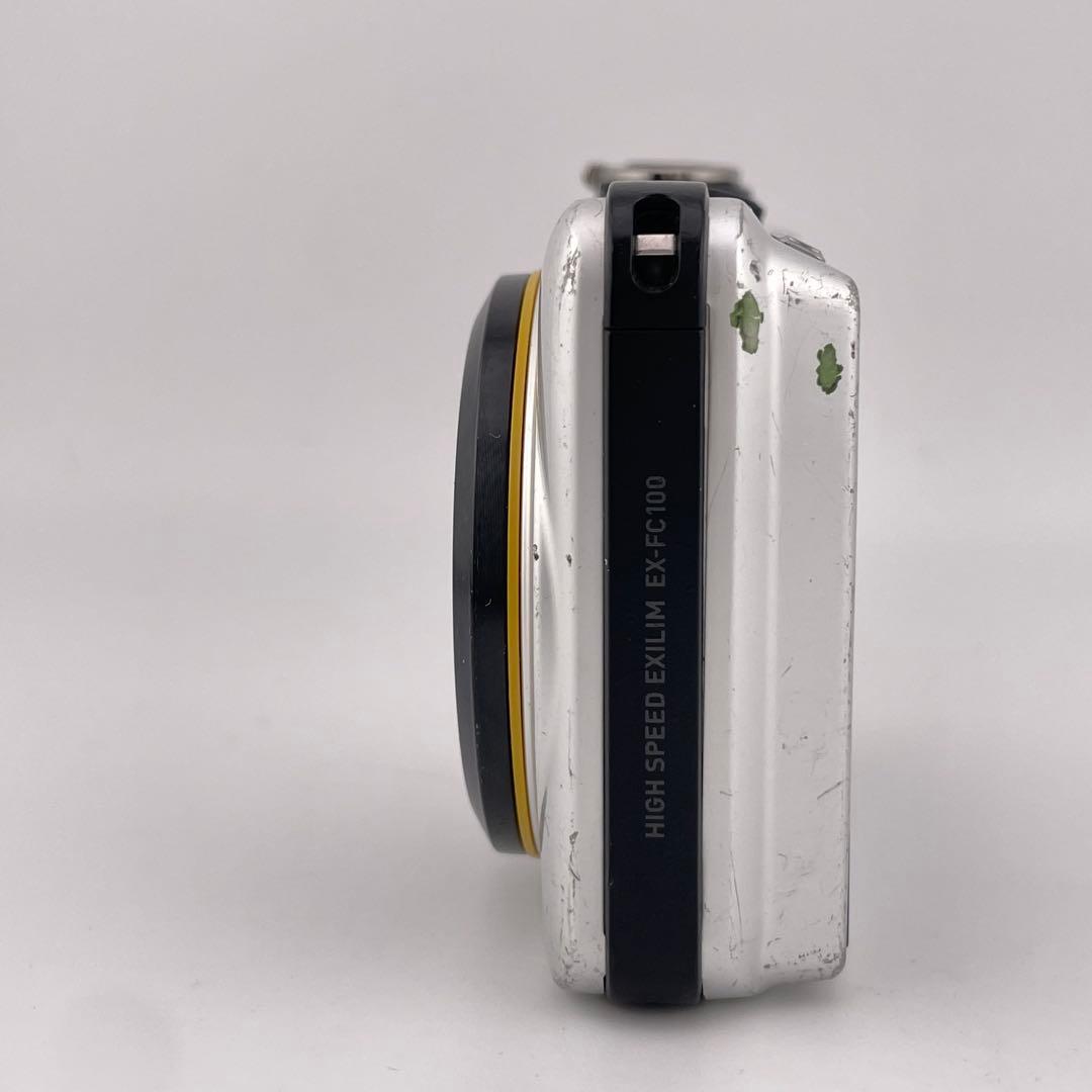 実写美⭕️【動作確認済】CASIO EXILIM EX-FC100 デジカメ