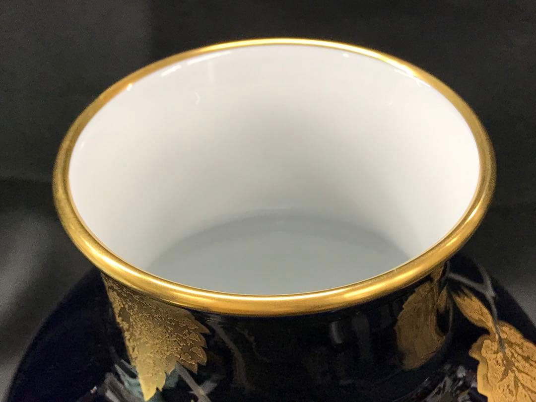 【経年保管品】大倉陶園　瑠璃金触葡萄　花瓶　フラワーベース　瑠璃　葡萄