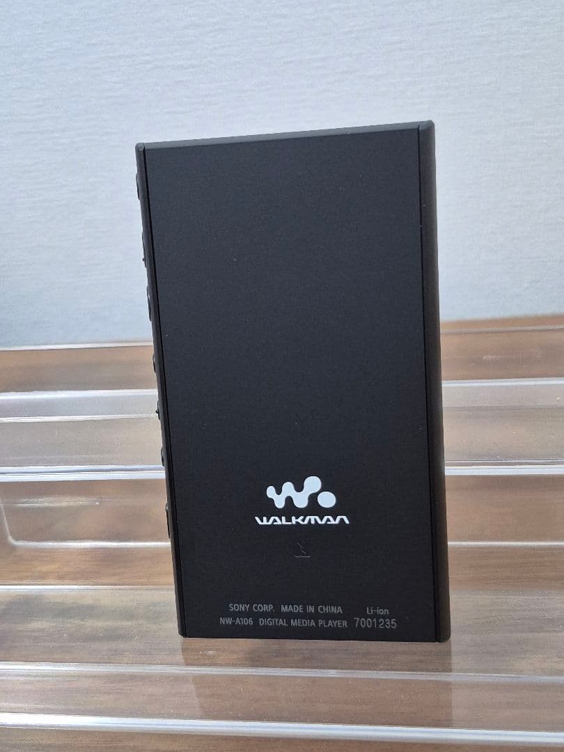 SONY NW-A106 32GB デジタルオーディオプレーヤー　(別売カバー付