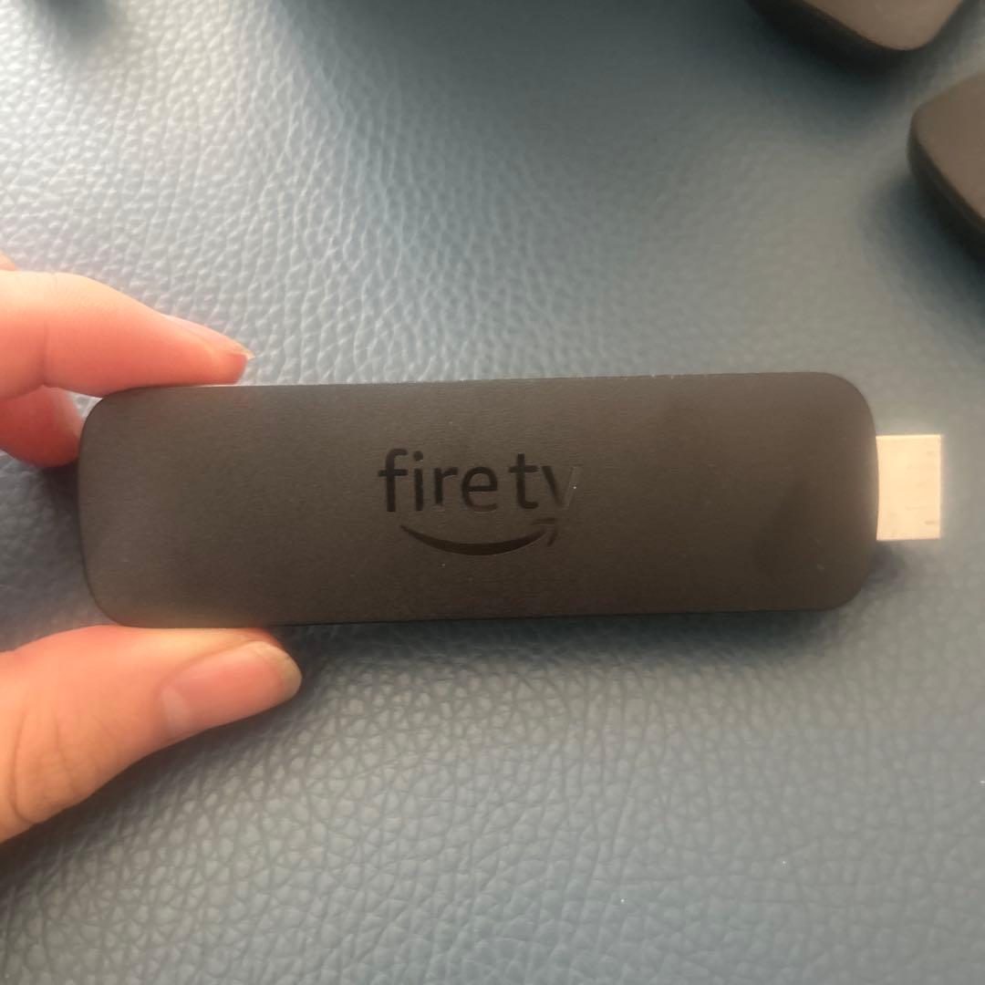 WIMUS プロジェクター本体 Fire TV Stick付き