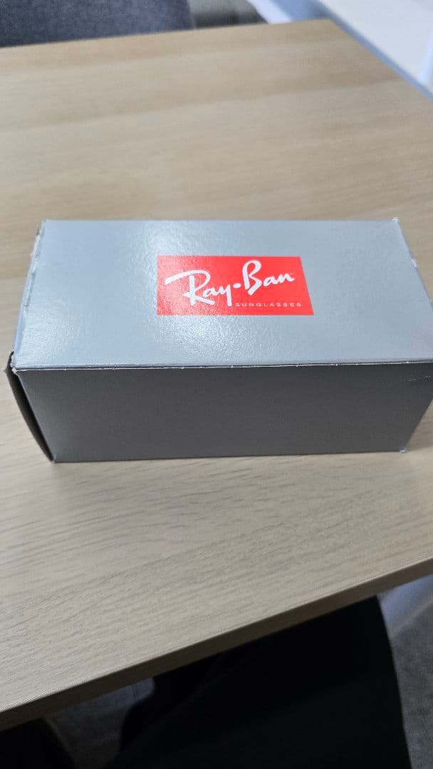 RayBan　RB4392　ブルーレンズ　rb4392d