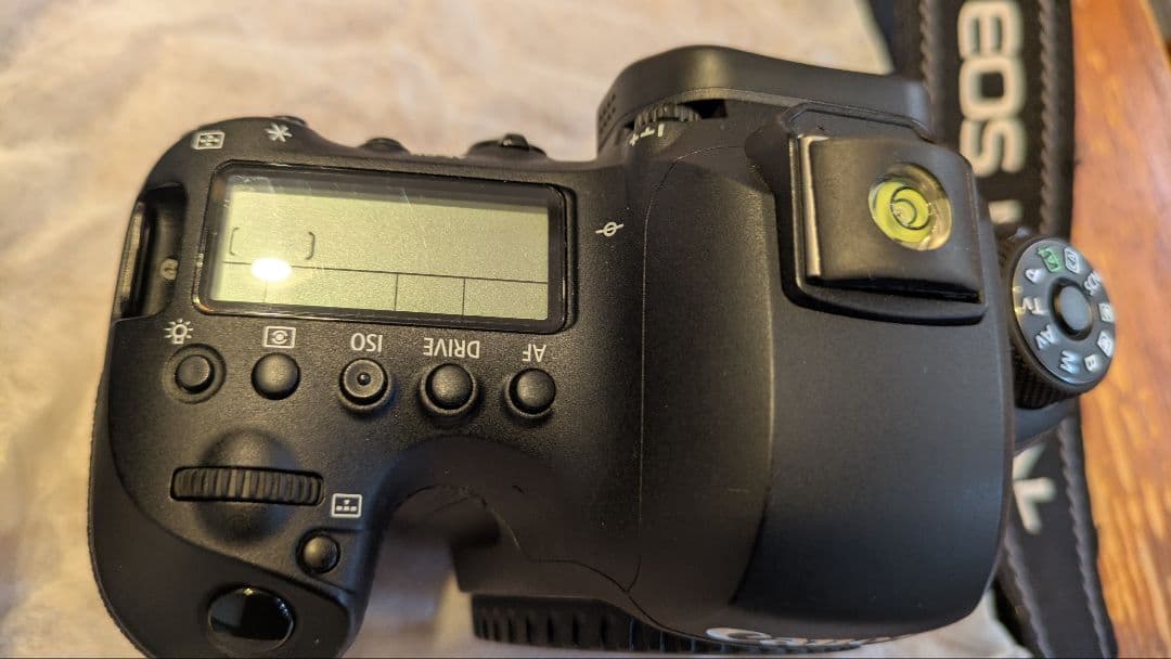 Canon EOS 6D Mark II ボディ