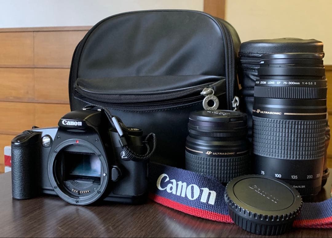 Canon EOS Kiss フィルム一眼レフカメラ 28-80/75-300