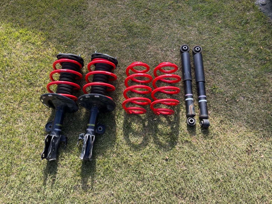 30アルファード　NF210 タナベ製ダウンサス　+純正サスペンション