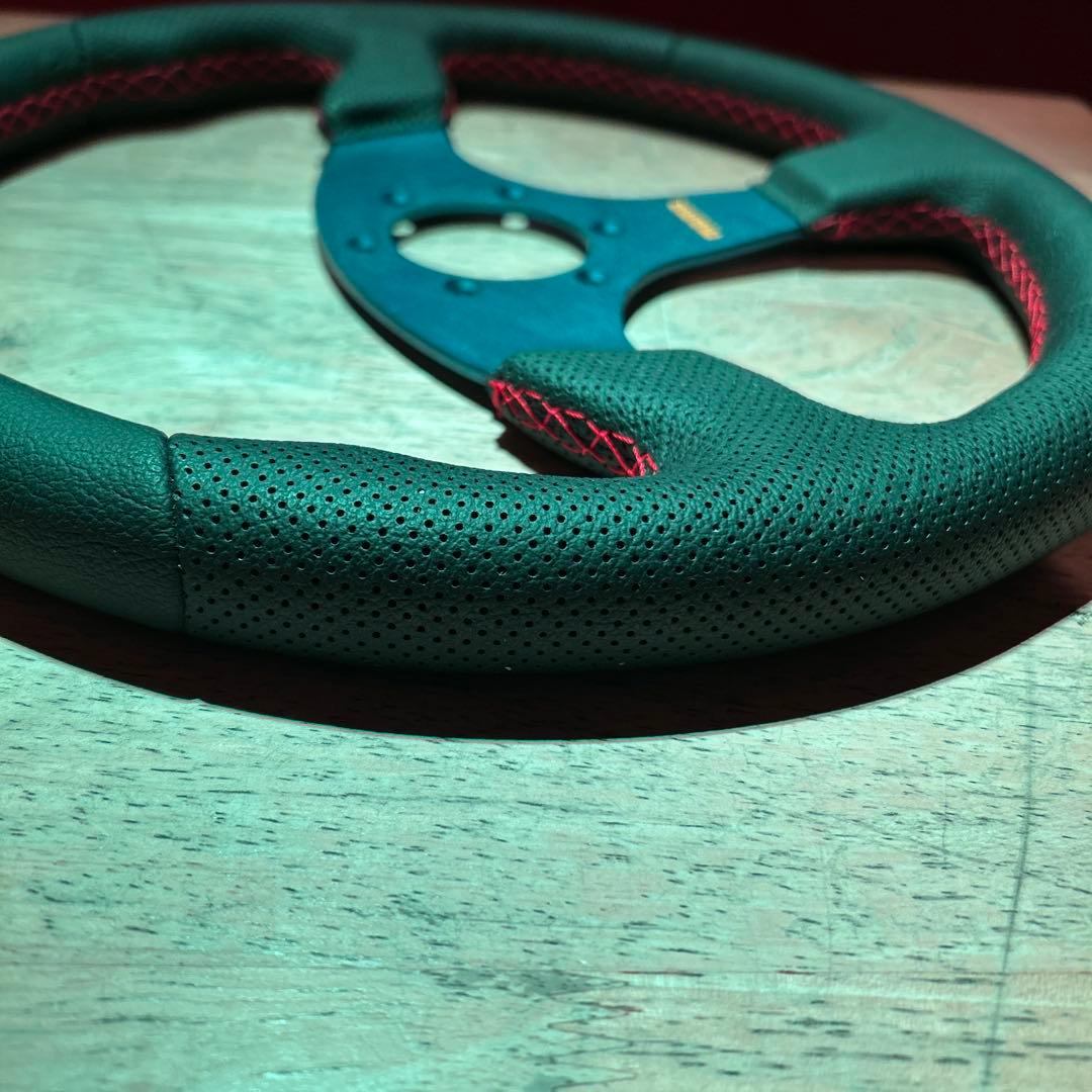 MOMO スポーツステアリング 本体　350mm