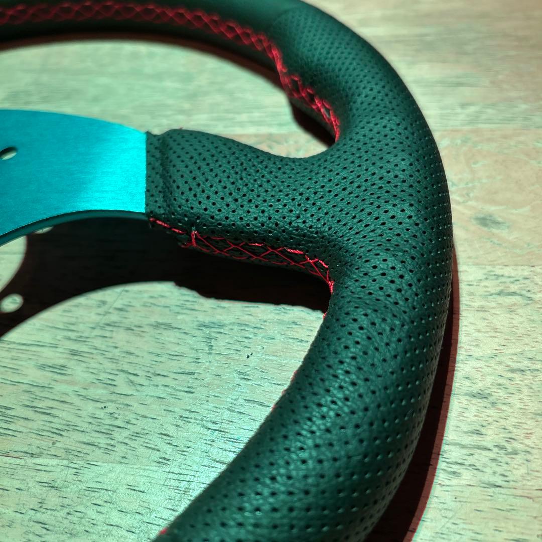 MOMO スポーツステアリング 本体　350mm