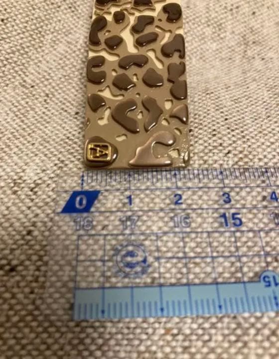 ALEXANDRE DE PARIS バレッタ　レオパード柄