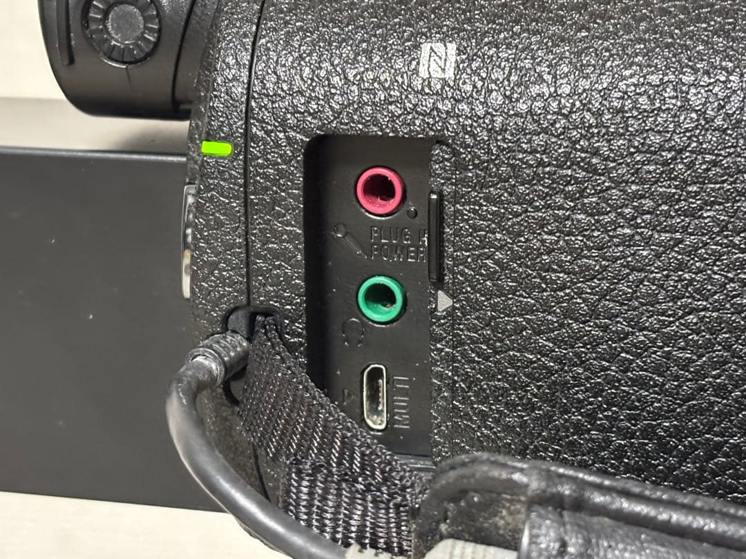 SONY 4Kビデオカメラ FDR-AXP35