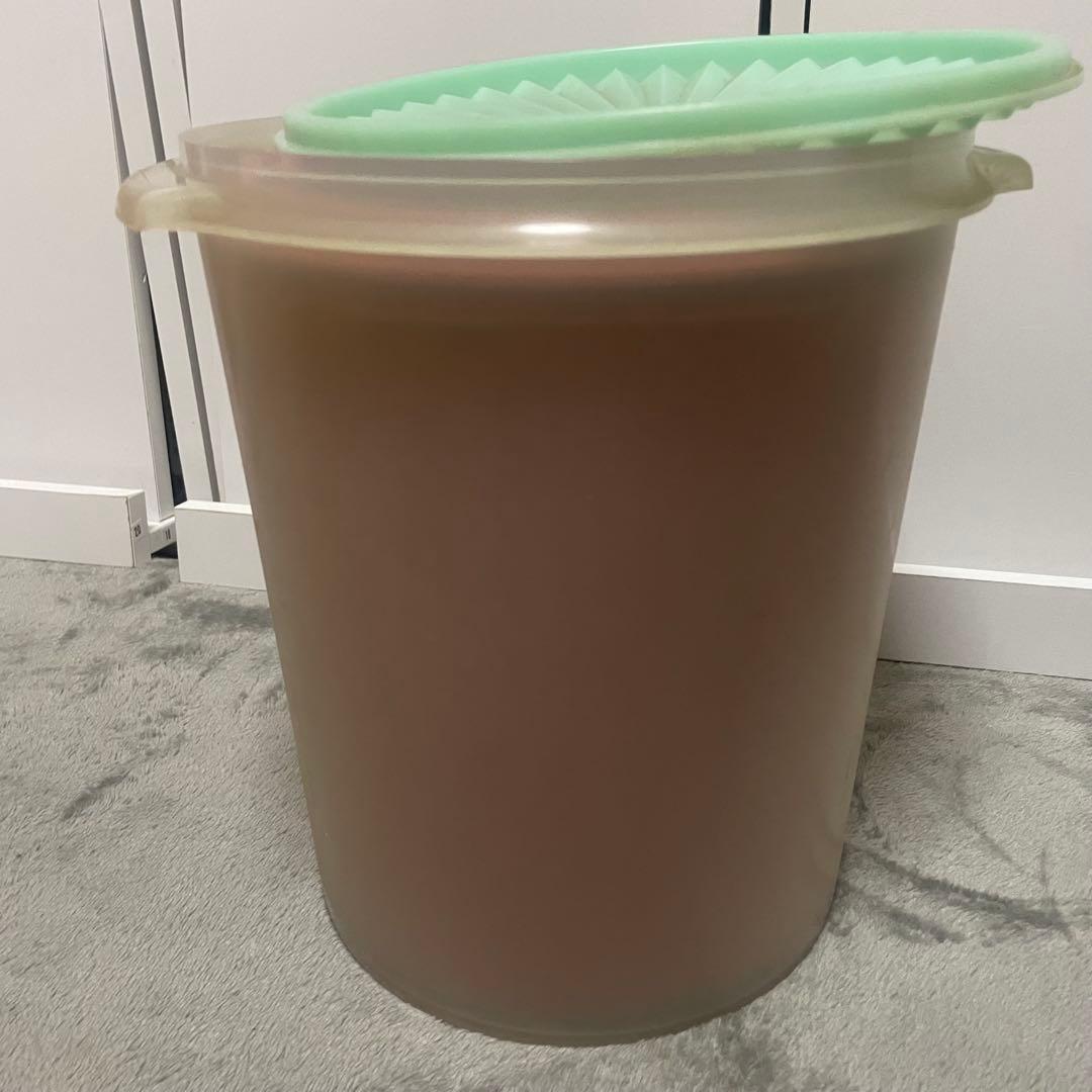 【出品今日まで】タッパーウェア マキシデコレーター 4個セット