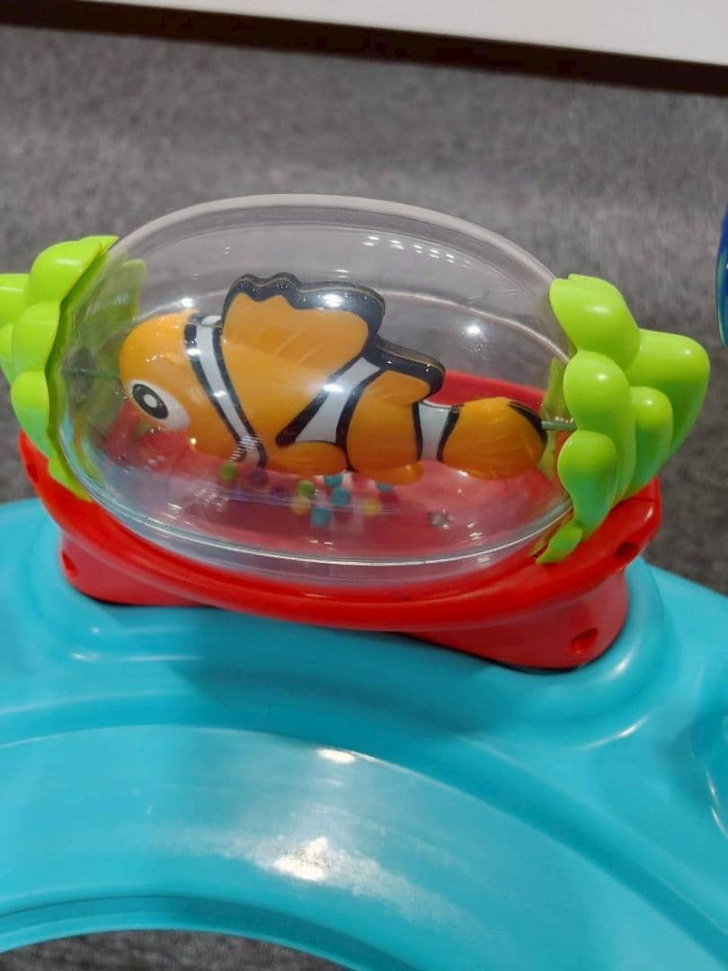 ファインディングニモ　ジャンパルー　Jumper