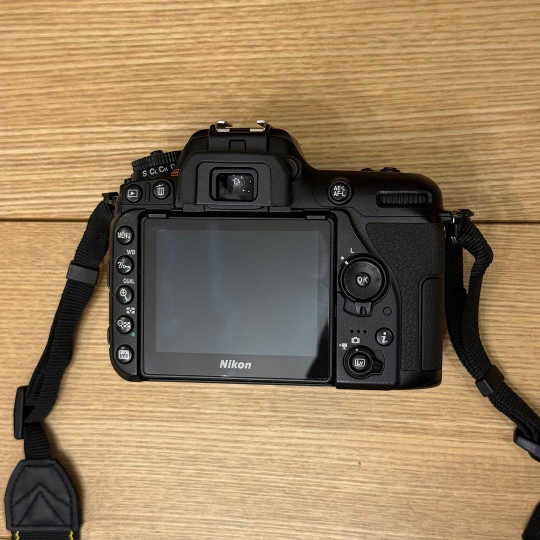 デジタルカメラ Nikon D7500 18-140 VR Kit