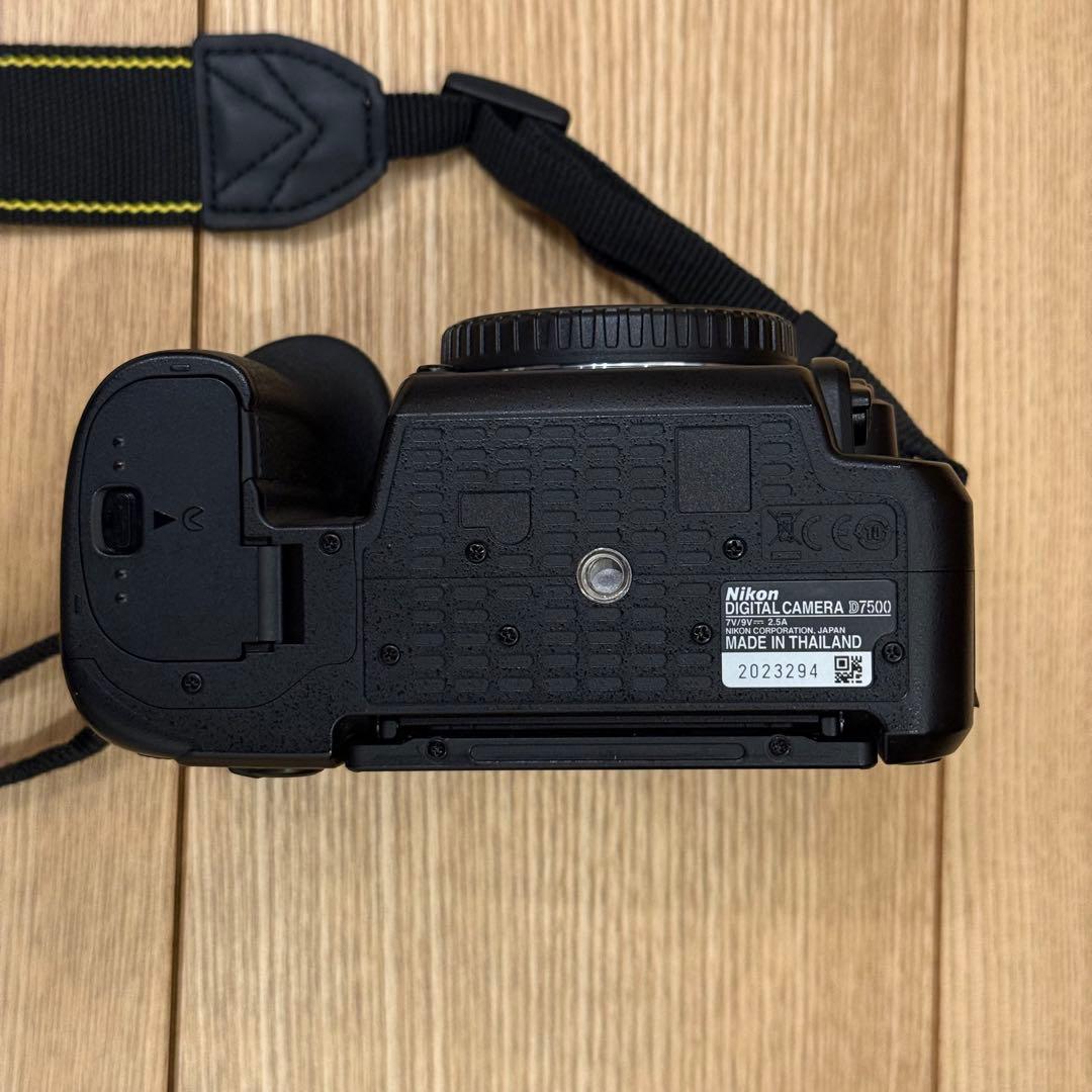 デジタルカメラ Nikon D7500 18-140 VR Kit