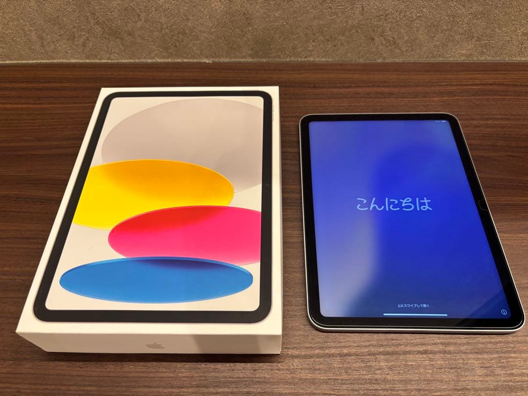 超美品　アップル　iPad 第10世代　64GB シルバー　Wifiモデル