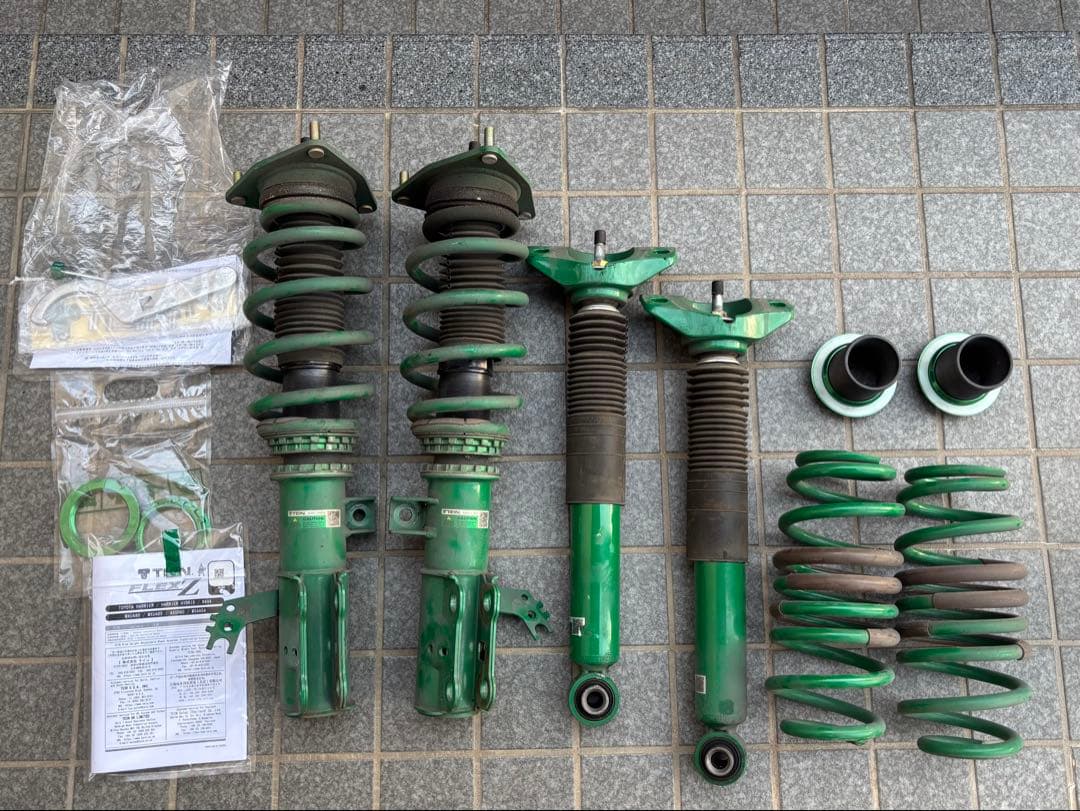 【HINOTORI 】TEIN FLEX Z 80ハリアーサスペンション