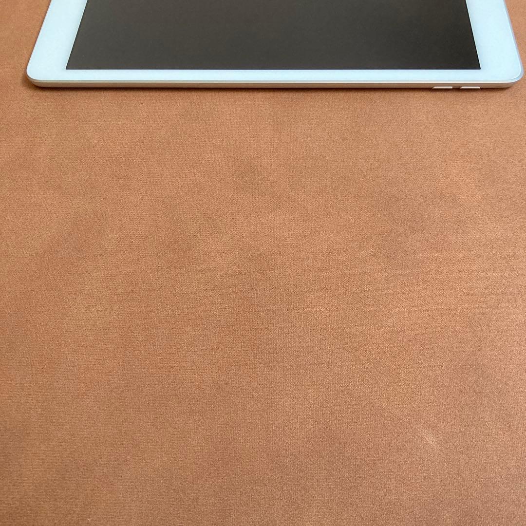 11【早い者勝ち】電池ほぼ新品☆iPad7 第7世代 32GB WIFIモデル☆