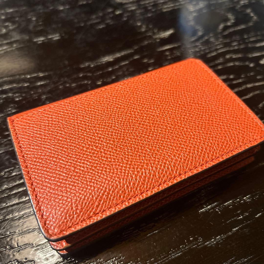 うぱ！早い者勝ち！名刺入れ フェラガモ