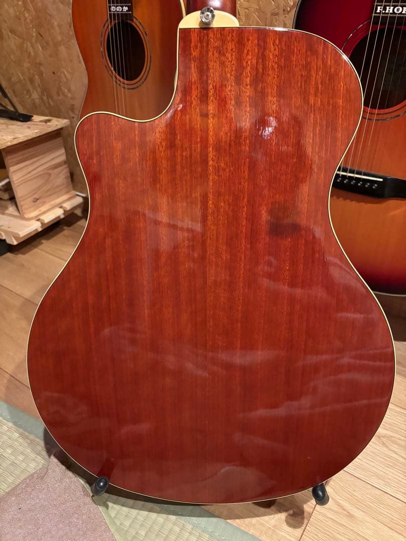 ヤマハAPX700Ⅱ エレアコ ナチュラル色