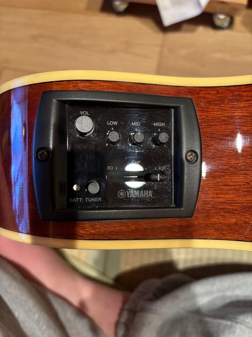 ヤマハAPX700Ⅱ エレアコ ナチュラル色