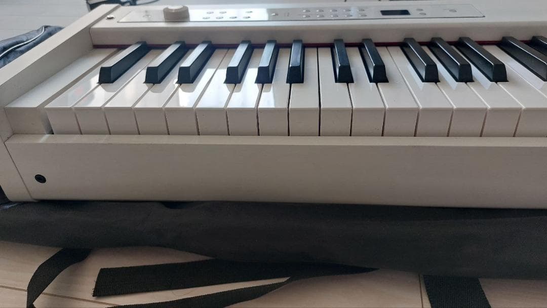 KORG D1 デジタルピアノ 88鍵 ホワイト