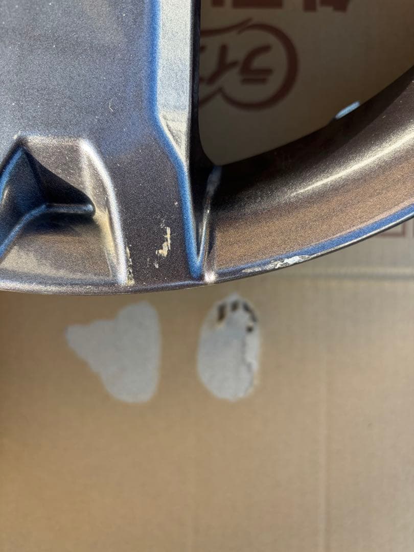 送料無料　タフト15インチ グレー 5スポークホイール 4個セット