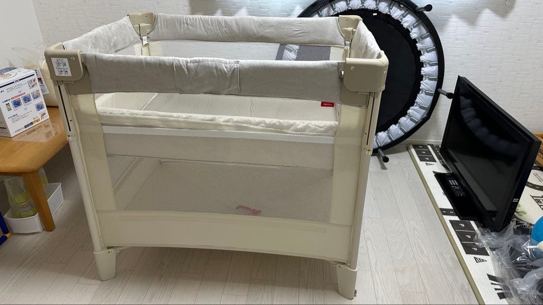 【美品　週末限定値下げ】アップリカ　ココネルエアープラスAB ホワイトベージュ