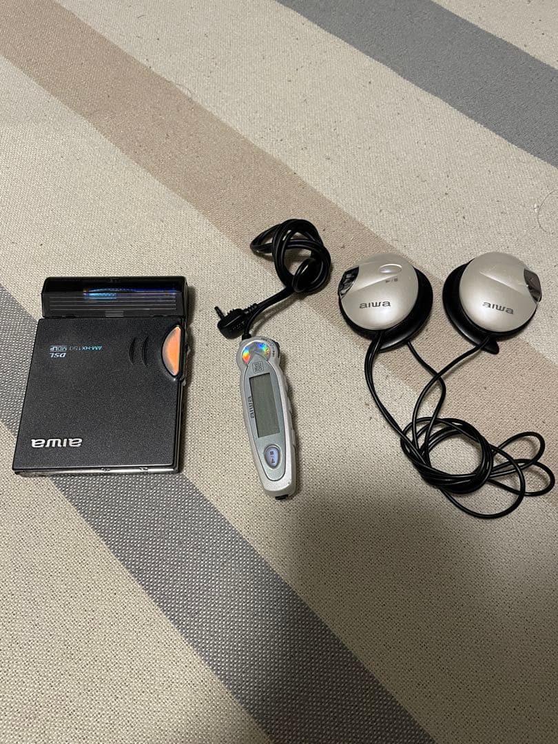 aiwa MDプレーヤー AM-HX150 動作品 乾電池ケース付き