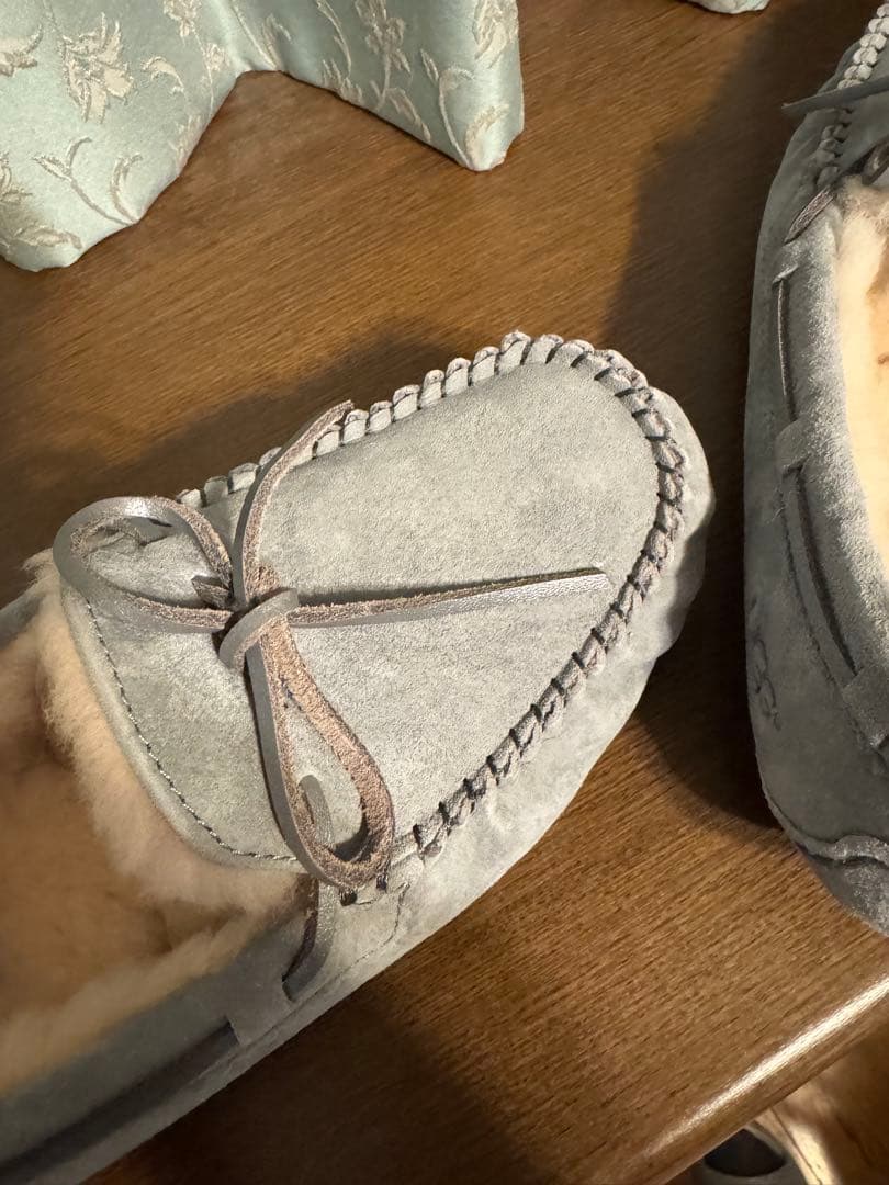 UGG グレー モカシン DAKOTA ダコタ JPN25