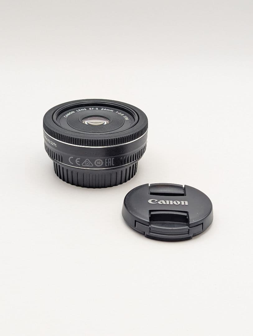 Canon EF-S 24mm f2.8 STM ブラック