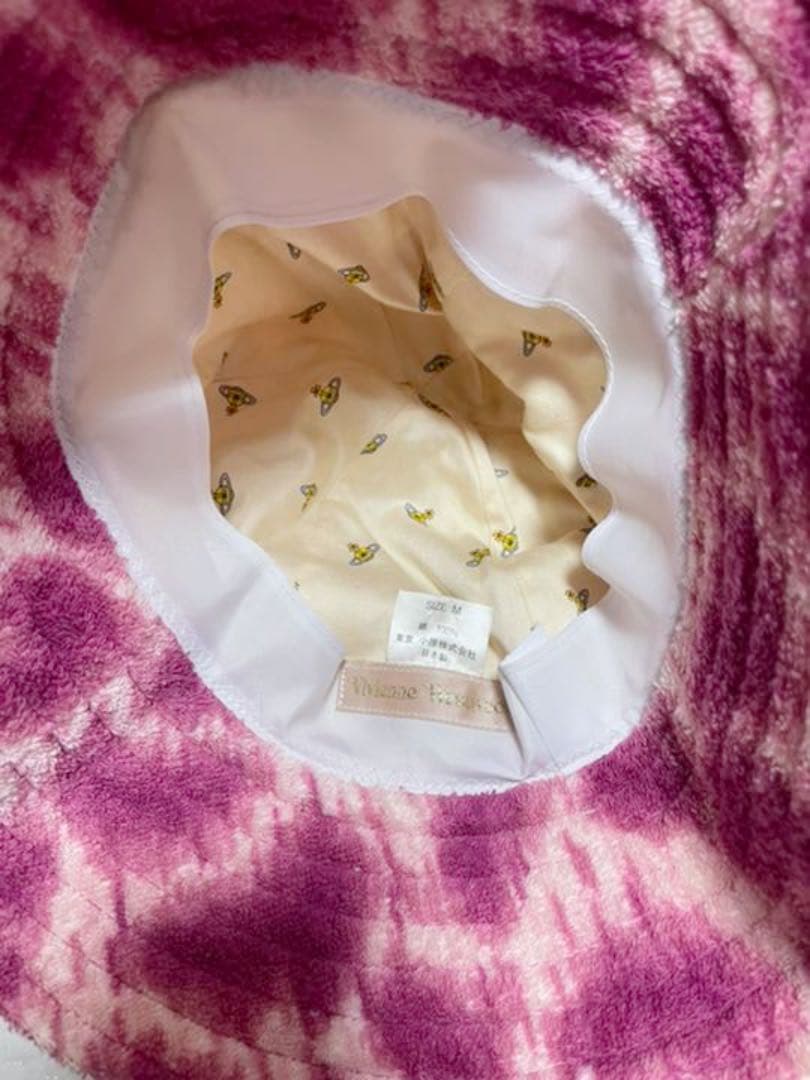 【新品同様】ヴィヴィアンウエストウッド ピンクレオパードパイル帽子豹柄