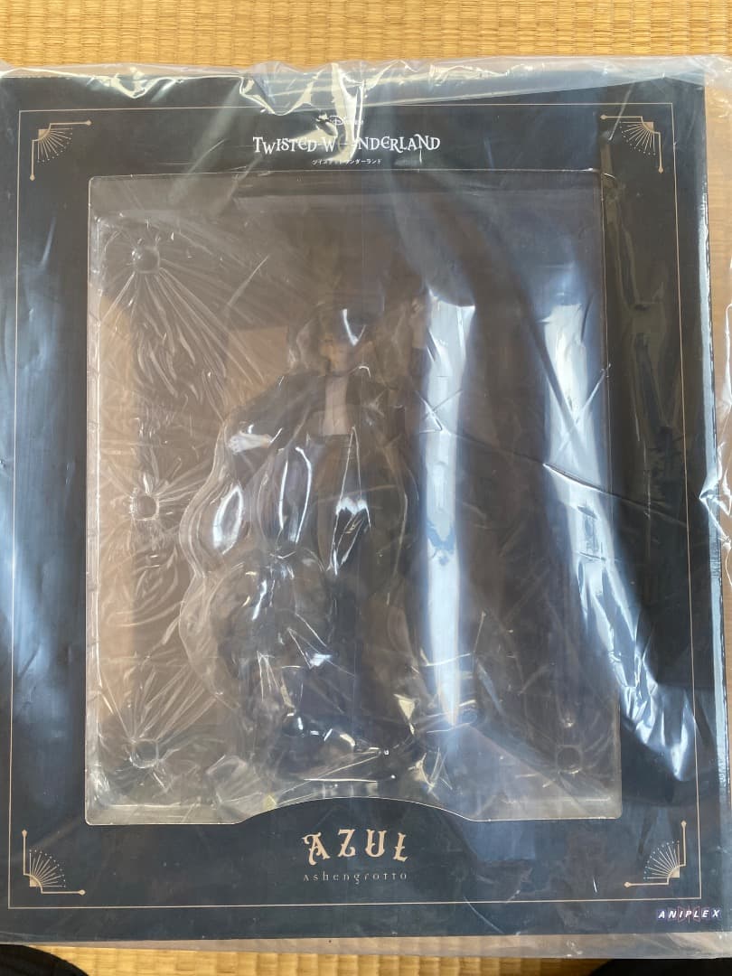 アズール・アーシェングロット 1/8スケールフィギュア / ディズニー