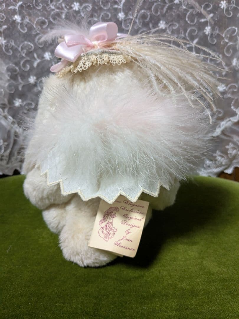 海外アーティスト垂れ耳ラビット