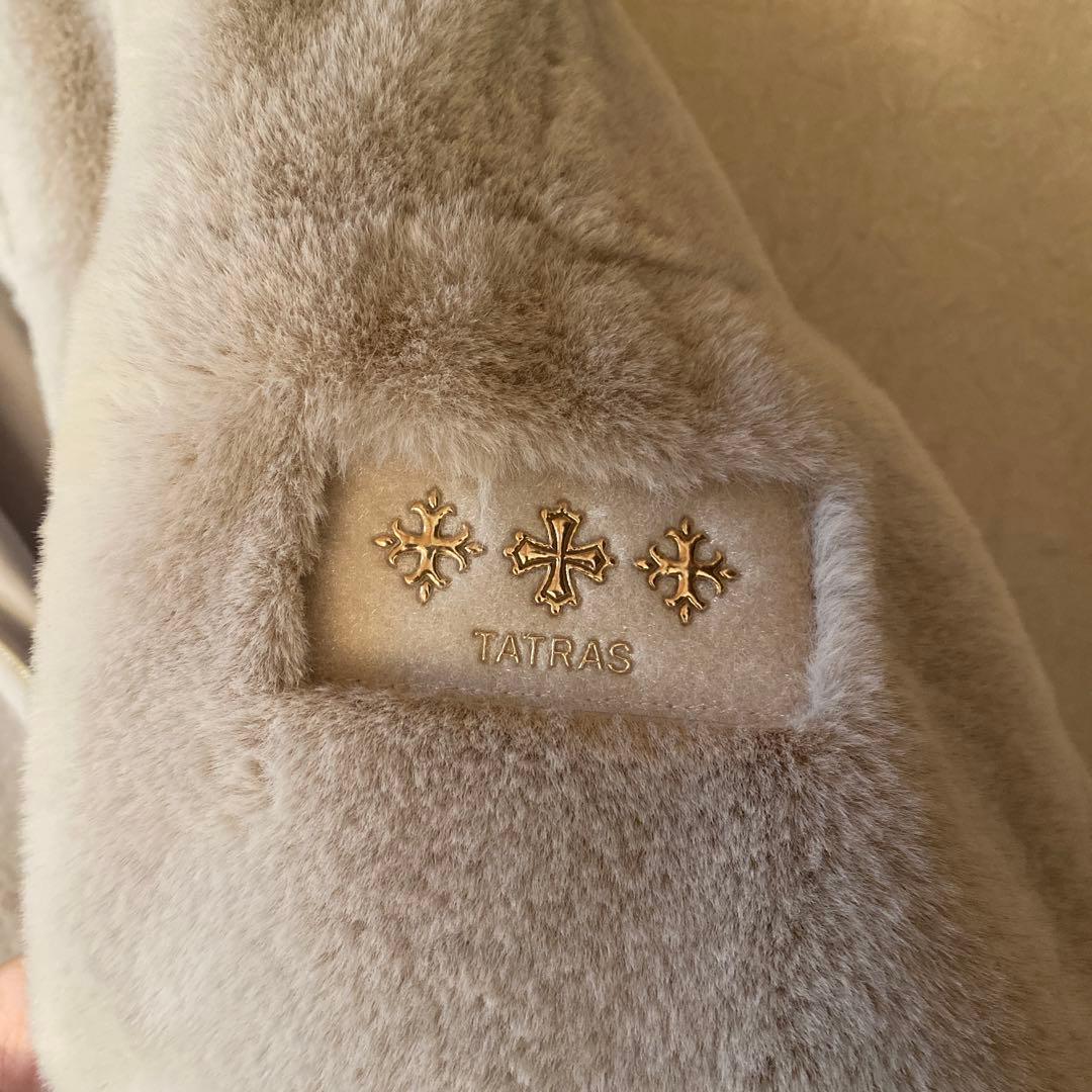 美品TATRAS ライトグレー BARBRA