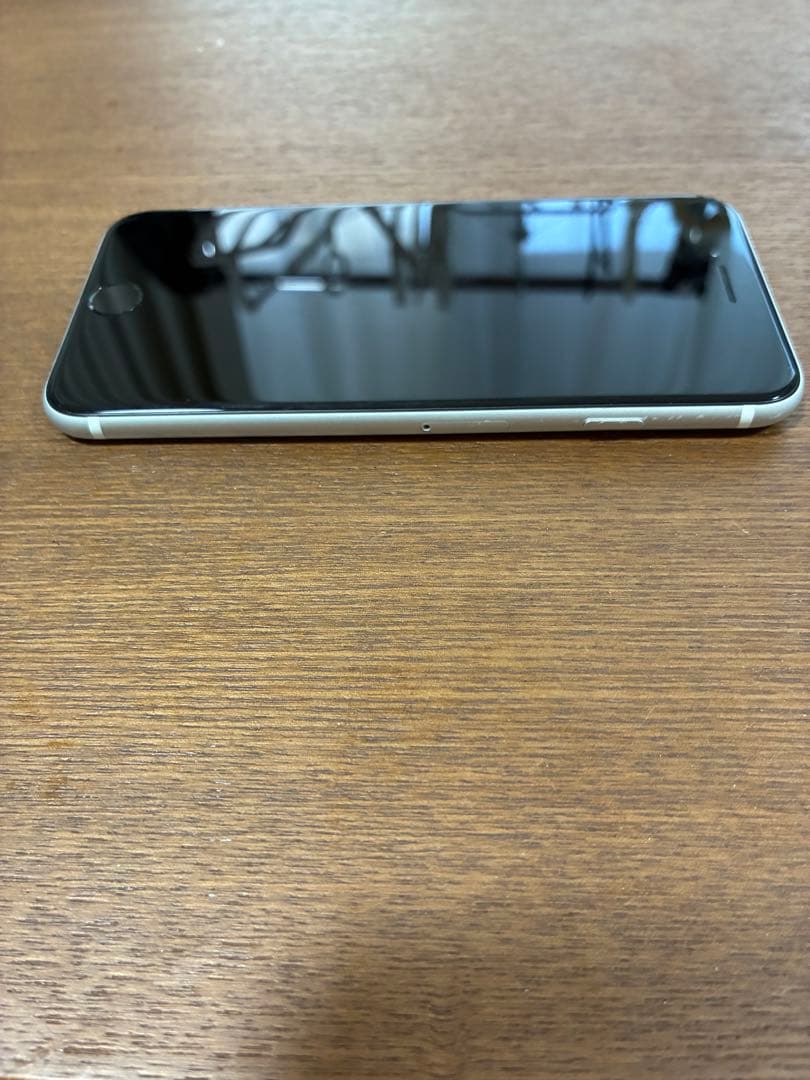 スマートフォン本体 Apple iPhone SE 128GB