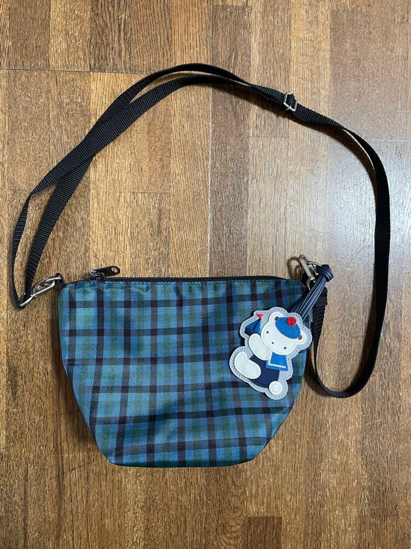 ファミリア　ポシェット