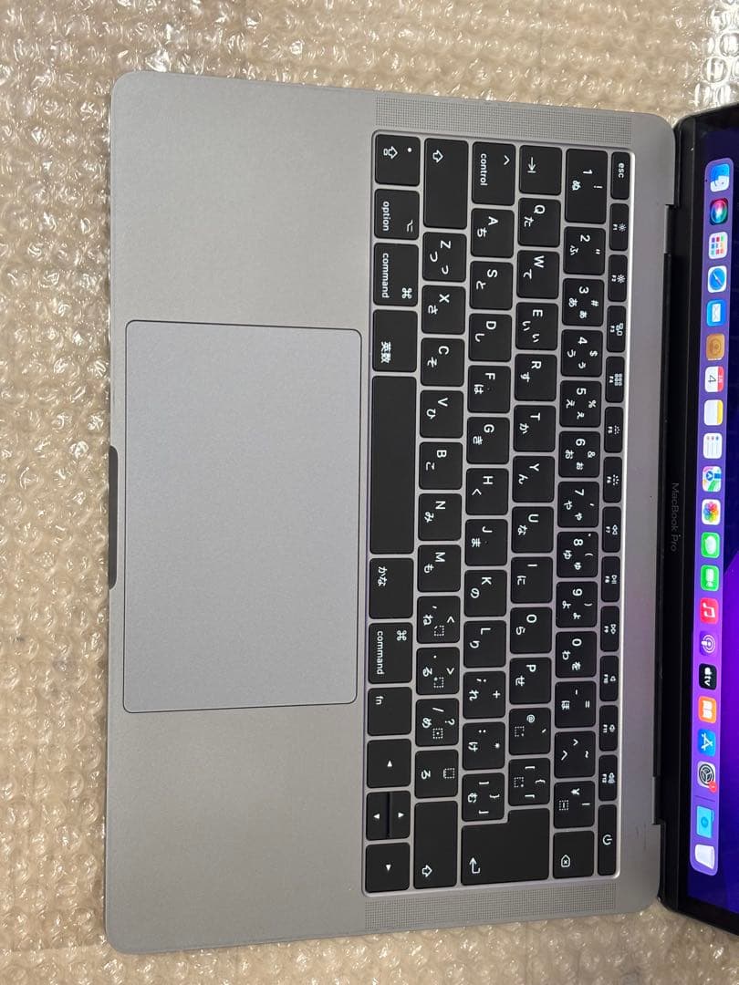 MacBook Pro 13インチ　A1708 256GB 8GB