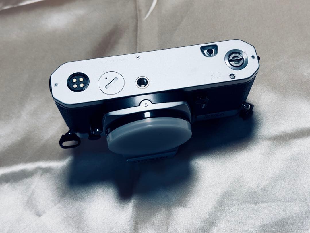 未使用☆Nikon NewFM2シルバー ボディのみ　デッドストック