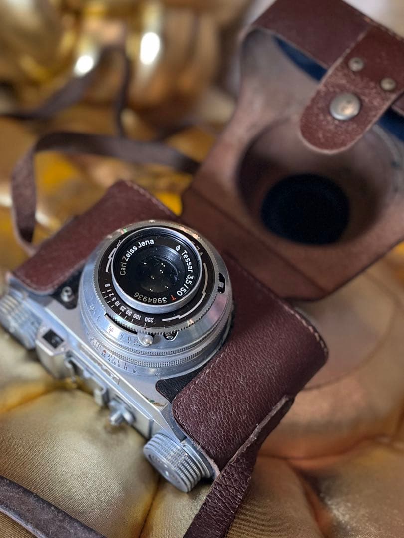 ALTIX 赤T Tessar50mm f3.5 革ケース付 美品