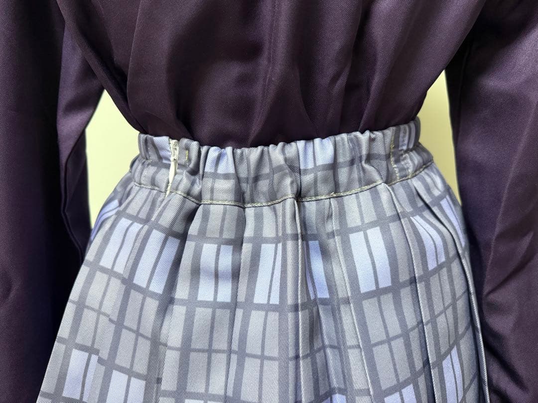 ホロライブ　紫咲シオン　制服衣装　コスプレ