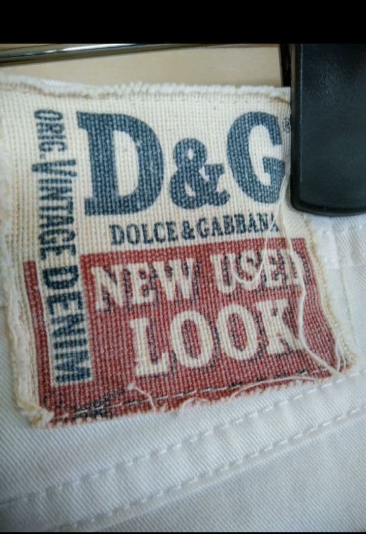 DOLCE ＆ GABBANA ホワイトハーフパンツ