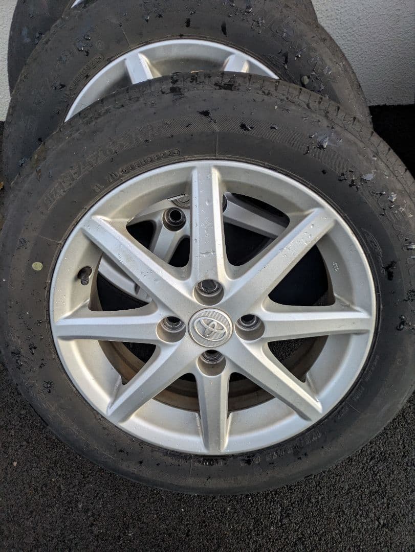 トヨタ純正アクア 15インチ ホイール二本セット