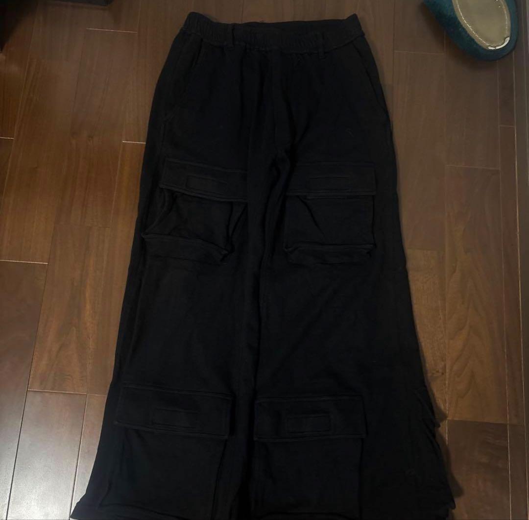 AMNJX平本蓮着用ブラックカーゴパンツ