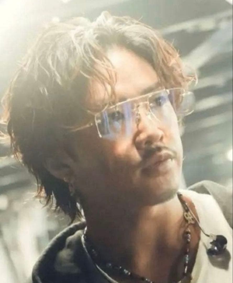 数原龍友着用　サングラス　最新アイテム　完売品　一点のみ