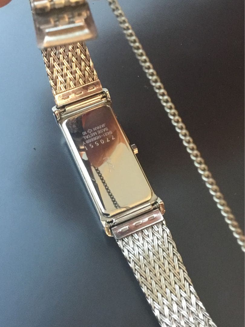 イブサンローラン 腕時計 電池交換済み